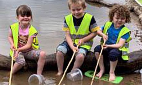 kids fishing at Sauchie ELC