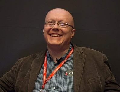 Portrait photo of Dan Slee